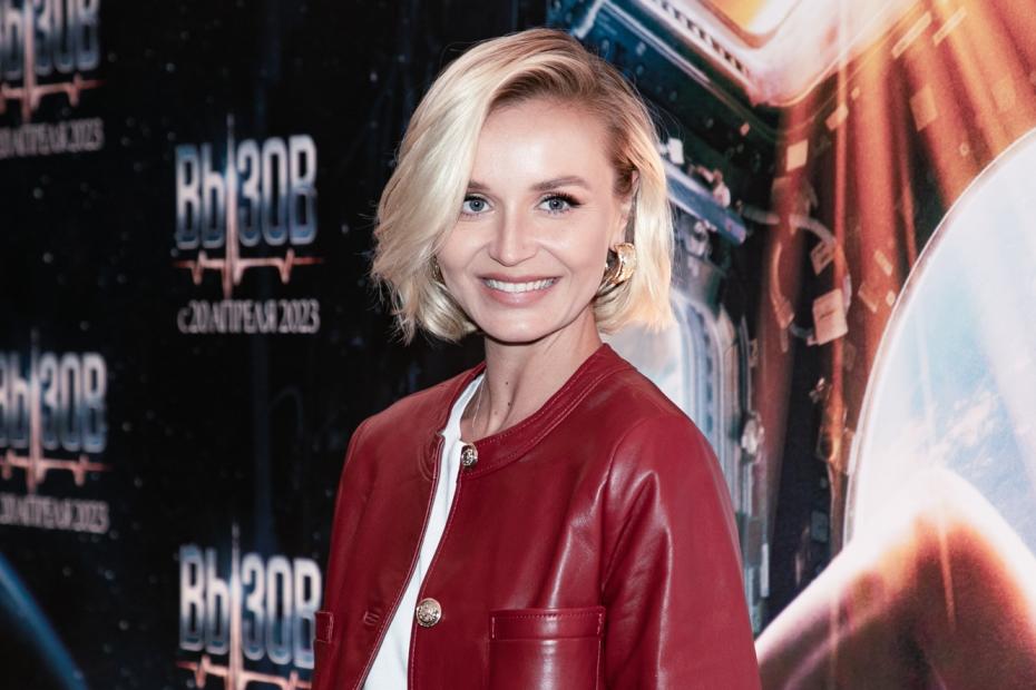 Певица Полина Гагарина на премьере фильма «Вызов» в кинотеатре «КАРО 11 Октябрь» в Москве 