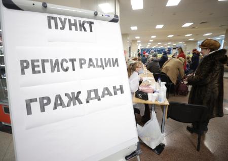 Турчак: через границу РФ перешли более 120 тысяч человек из Донбасса