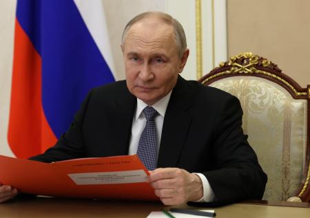 Герасимов доложил Путину о полном освобождении Курской области
