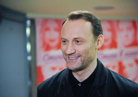 «За гранью»: звезда «Глухаря» раскрыла неудобный факт об отъезде Белого