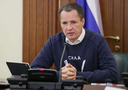 Белгородский губернатор сообщил о пожаре и взрывах под Белгородом