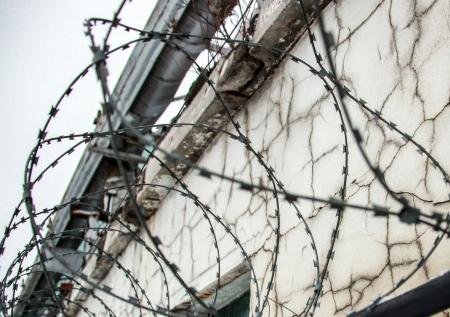 Опубликованы фото пятерых сбежавших из исправительного центра в Забайкалье