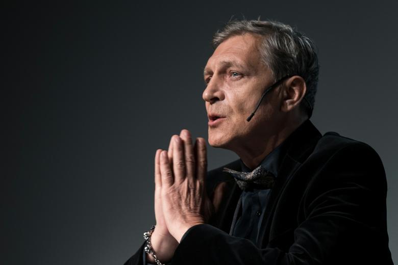 Александр Невзоров