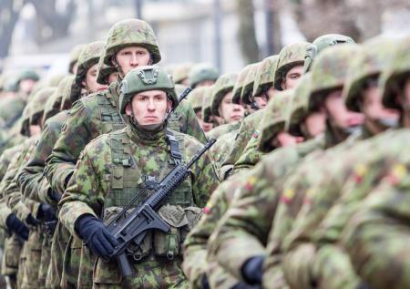 В Литве захотели взять в долг у населения для финансирования армии