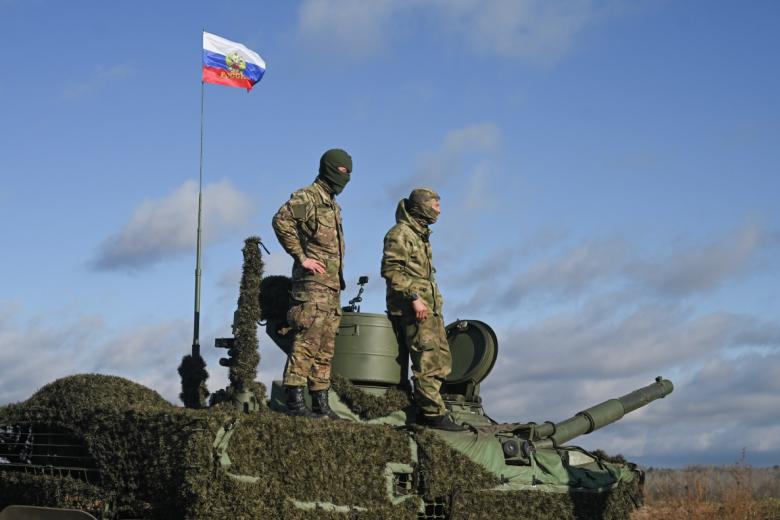 Экипаж танка Т-90М «Прорыв» ВС РФ
