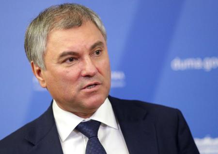 Володин: США заставляют IT-компании вести информвойну против России