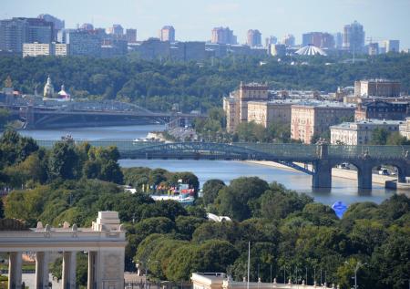 Московский бизнес стал меньше пользоваться безналичной оплатой
