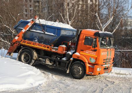 Юрист объяснила, законна ли графа «вывоз снега» в платежке