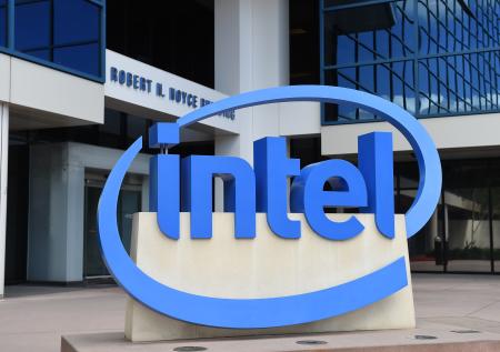 IT-эксперт заявил, что Intel «вывозила мозги» из России 