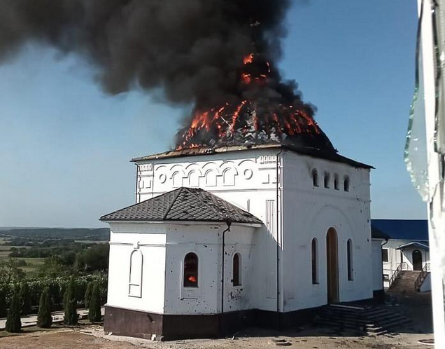 Забились в подземные норы: что мешает штурму Горнальского монастыря