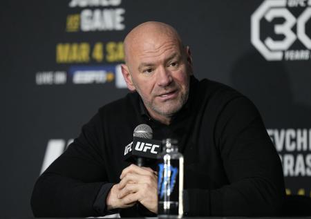 Глава UFC дал совет Нурмагомедову после скандала с самолетом в США