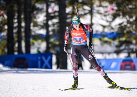Австрийка Хаузер выиграла масс-старт на чемпионате мира по биатлону