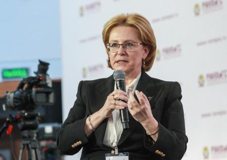 Скворцова оценила прогноз об окончании пандемии в следующем году