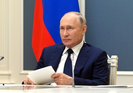 Путин подписал законы о неисполнении постановлений ЕСПЧ в России с 15 марта