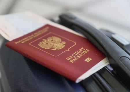 Россиянка пыталась выехать за границу с чужим загранпаспортом