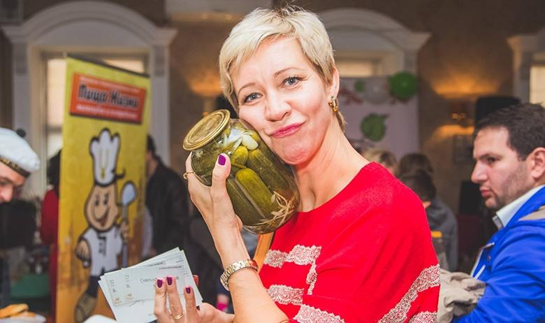 Актриса и телеведущая Татьяна Лазарева