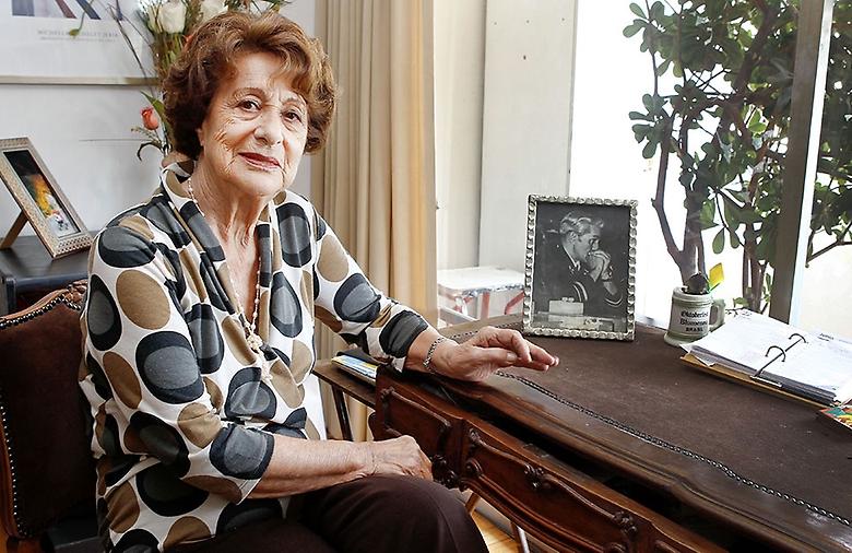 Анхела Хериа