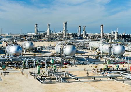 На западном фронте: вытеснит ли саудовская нефть российскую из Европы