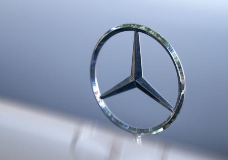 СМИ узнали, кому Mercedes-Benz продаст свой завод в Подмосковье