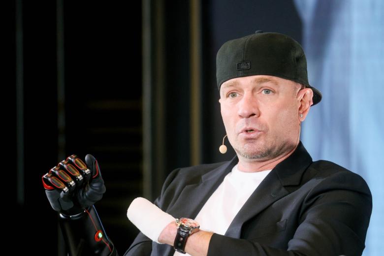 Роман Костомаров