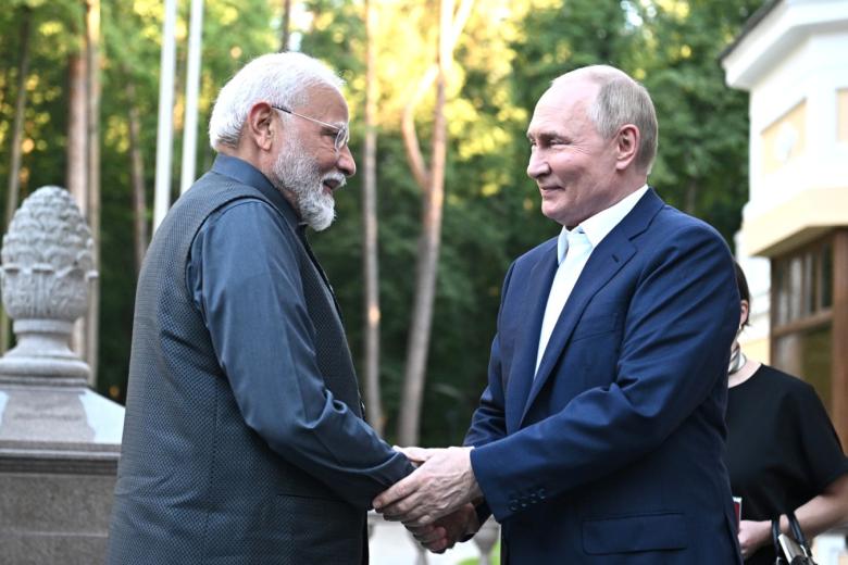 Премьер-министр Индии Нарендра Моди, президент РФ Владимир Путин