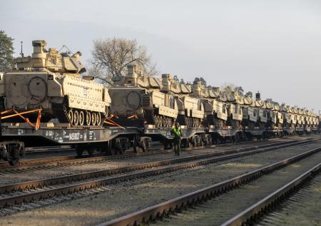 Не из чего делать оружие: американский ВПК доедает последние запасы