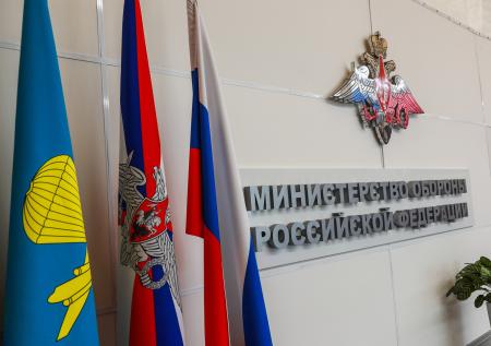 Исказил реальность: в Минобороны РФ ответили на откровения Болтона о ДРСМД