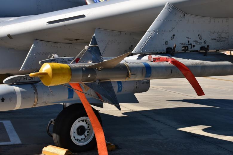 Ракета ближнего радиуса действия AIM-9