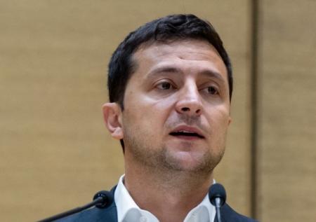 Зеленский попросил украинцев разоблачать коррупционеров