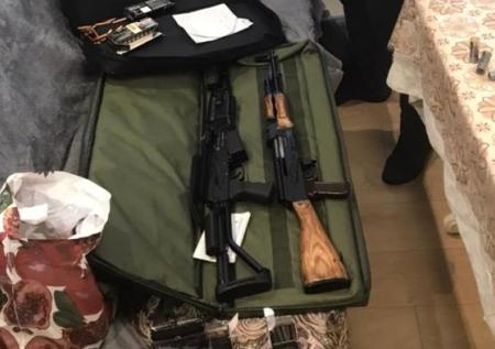 Восемь подозреваемых в убийстве в кафе арестованы в Ленинградской области