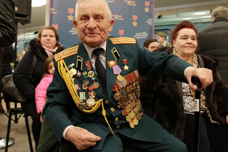 Дмитрий Бакуров