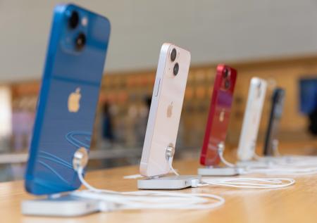 В России впервые подешевел самый дорогой iPhone