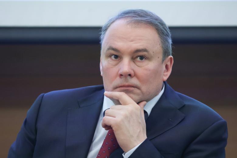 Петр Толстой